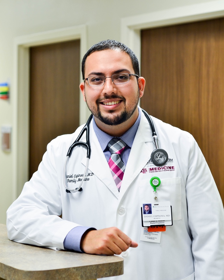 Dr. Daniel Espinosa photo
